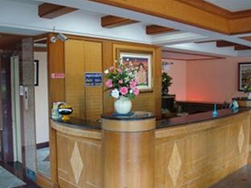 Tanaphat Hatyai Hotel Хат Яй Екстериор снимка