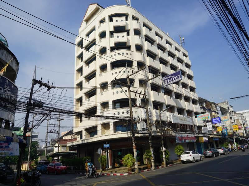Tanaphat Hatyai Hotel Хат Яй Екстериор снимка